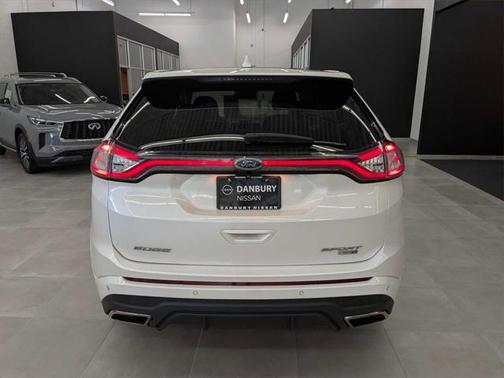 2017 Ford Edge Sport