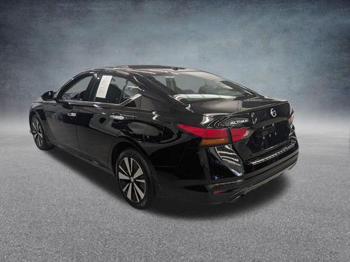 2020 Nissan Altima 2.5 SV