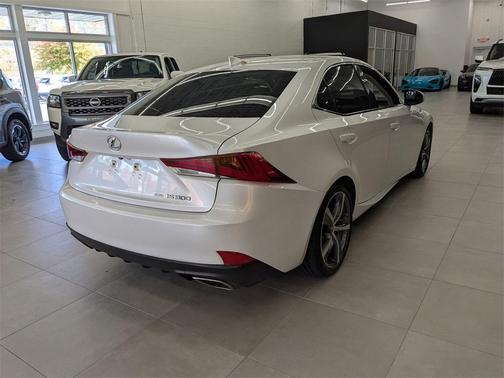 2018 Lexus IS 300 Base