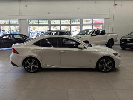 2018 Lexus IS 300 Base