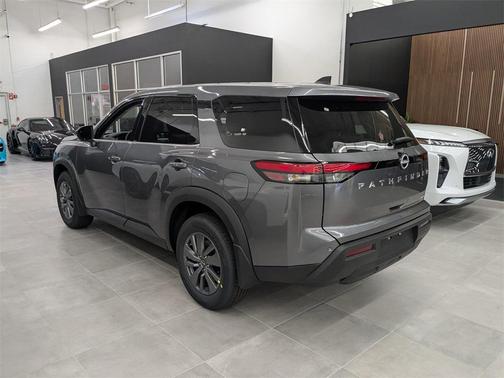 2025 Nissan Pathfinder S 4WD