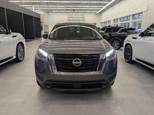 2025 Nissan Pathfinder S 4WD