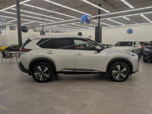 2021 Nissan Rogue Platinum