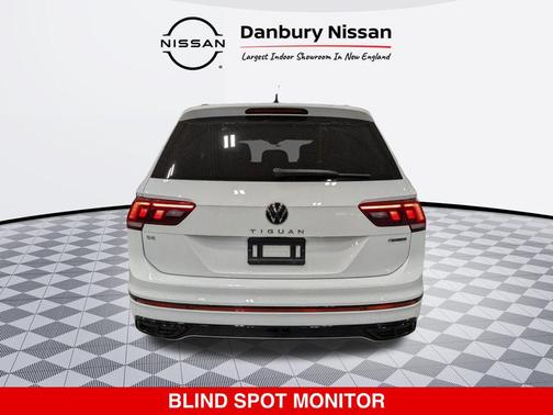 Pure White 2022 Volkswagen Tiguan 2.0T SE R-Line Black 4MOTION