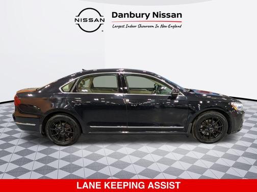 2017 Volkswagen Passat V6 SEL Premium