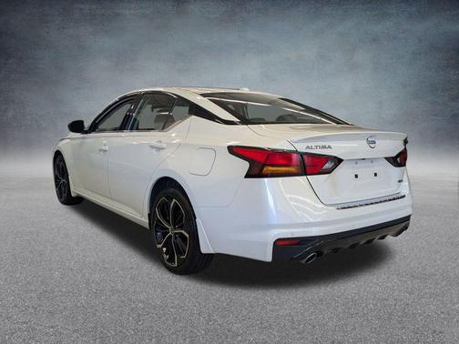 2023 Nissan Altima SR Intelligent AWD