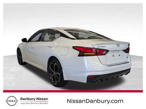 2023 Nissan Altima SR Intelligent AWD
