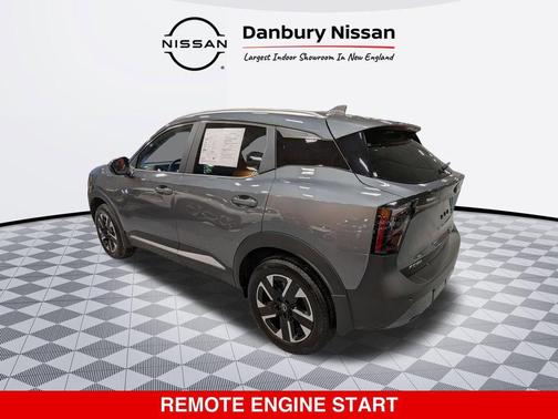 2025 Nissan Kicks SV