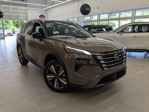 2025 Nissan Rogue SL