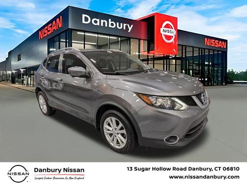 Gun Metallic 2018 Nissan Rogue Sport SV