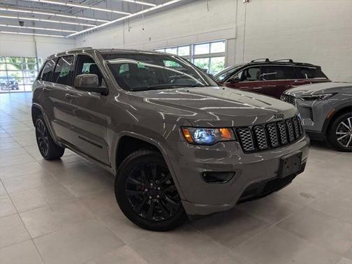 2019 Jeep Grand Cherokee Altitude