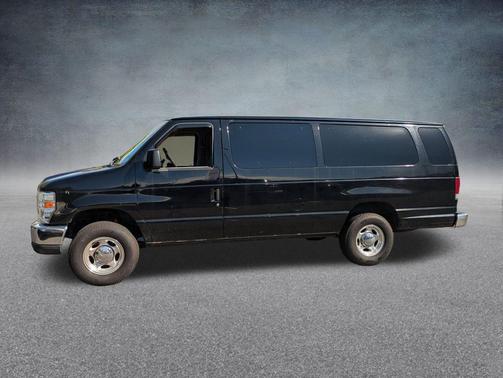 2012 Ford E350 Super Duty XLT