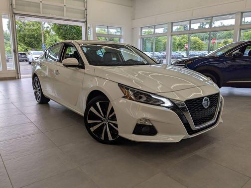 2022 Nissan Altima Platinum Intelligent AWD