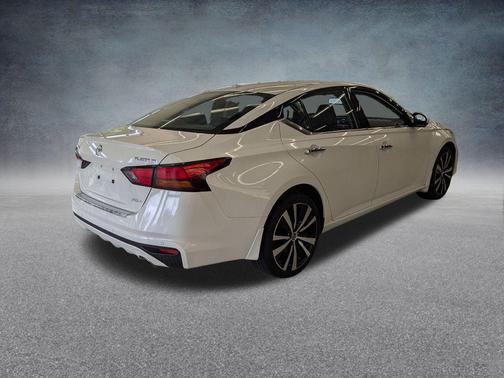 2022 Nissan Altima Platinum Intelligent AWD