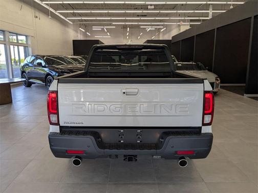 2024 Honda Ridgeline Black