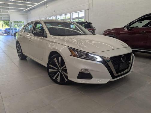 2020 Nissan Altima SR Intelligent AWD