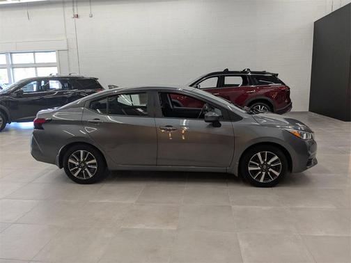 2020 Nissan Versa 1.6 SV