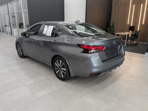 2020 Nissan Versa 1.6 SV