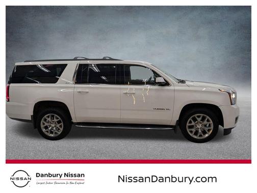 2017 GMC Yukon XL SLT