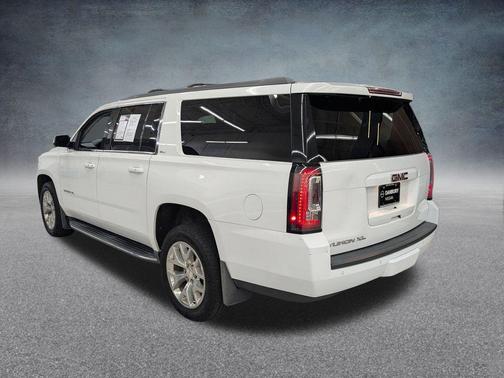 2017 GMC Yukon XL SLT