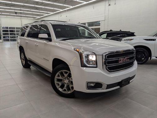 2017 GMC Yukon XL SLT