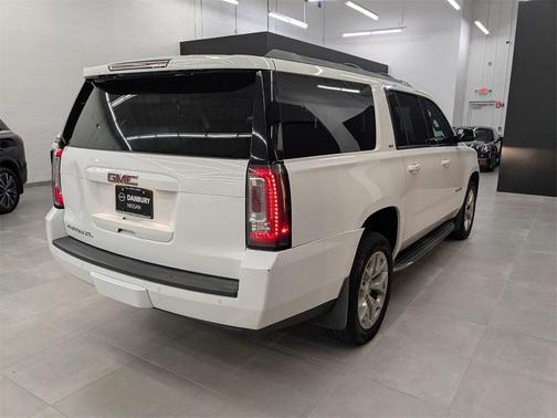 2017 GMC Yukon XL SLT