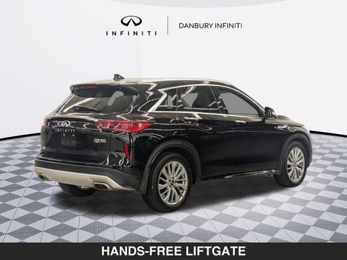 2023 INFINITI QX50 LUXE AWD