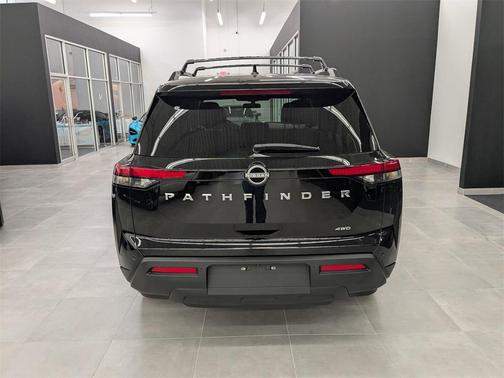 2025 Nissan Pathfinder SV 4WD