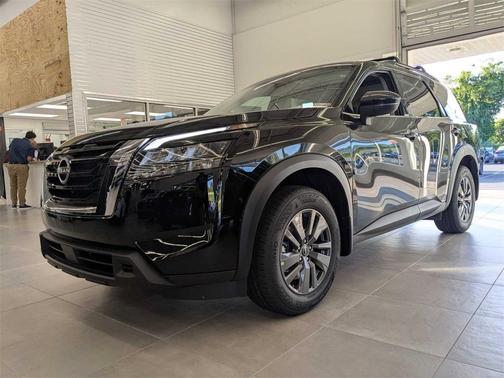 2025 Nissan Pathfinder SV 4WD