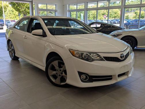 2013 Toyota Camry SE