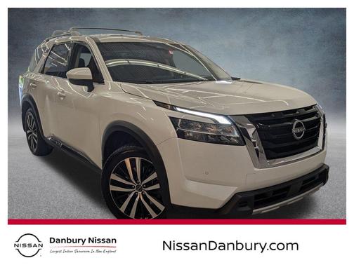 2024 Nissan Pathfinder Platinum FWD