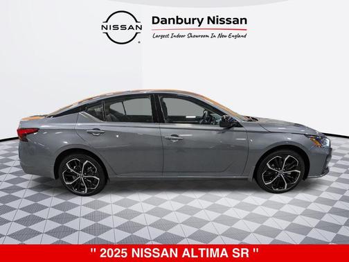 Gun Metallic 2025 Nissan Altima SR AWD