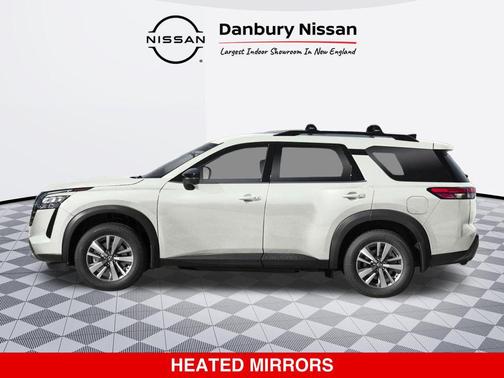 Everest White Pearl Tricoat 2026 Nissan Pathfinder SL