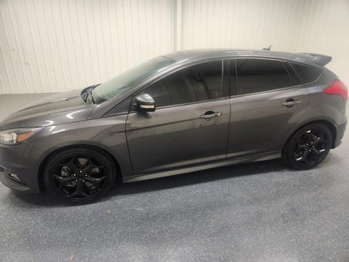 2018 Ford Focus ST ST