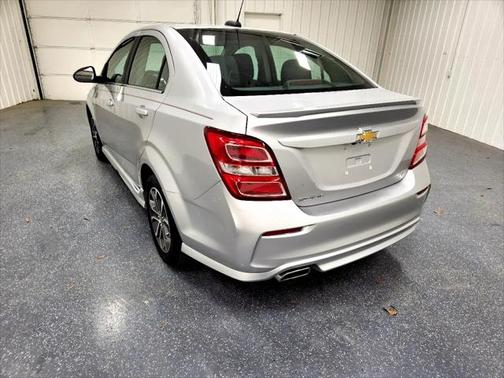 2017 Chevrolet Sonic LT
