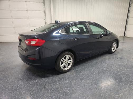 2016 Chevrolet Cruze LT Auto