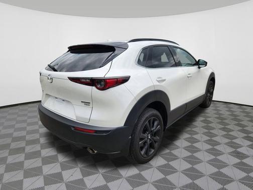 Snowflake White Pearl Mica 2025 Mazda CX-30 2.5 Turbo Premium Package