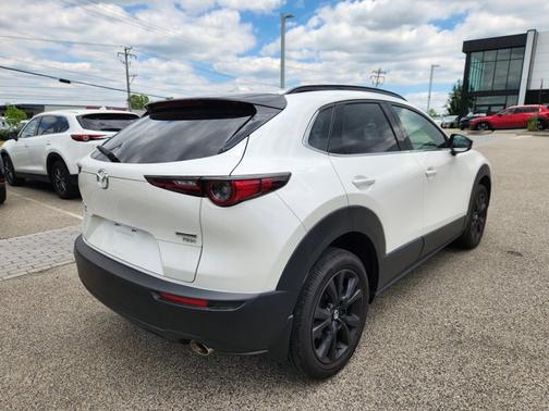 Snowflake White Pearl Mica 2025 Mazda CX-30 2.5 Turbo Premium Package