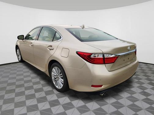 Satin Cashmere Metallic 2013 Lexus ES 350 Base