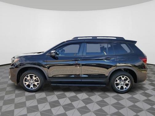 Crystal Black Pearl 2023 Honda Passport TrailSport