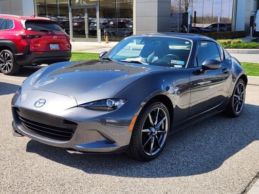 Machine Gray 2017 Mazda MX-5 Miata RF Grand Touring