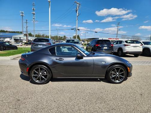 Machine Gray 2017 Mazda MX-5 Miata RF Grand Touring