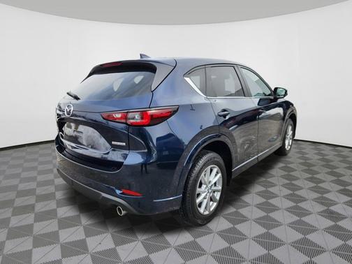 2024 Mazda CX-5 2.5 S Preferred Package