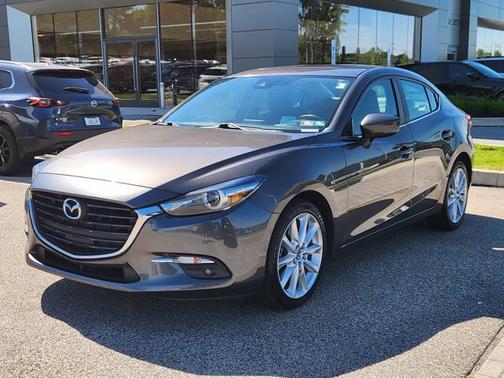 Machine Gray Metallic 2017 Mazda Mazda3 Grand Touring