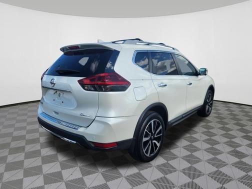 2020 Nissan Rogue SL