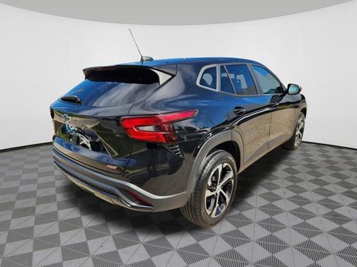 Mosaic Black Metallic 2024 Chevrolet Trax 1RS