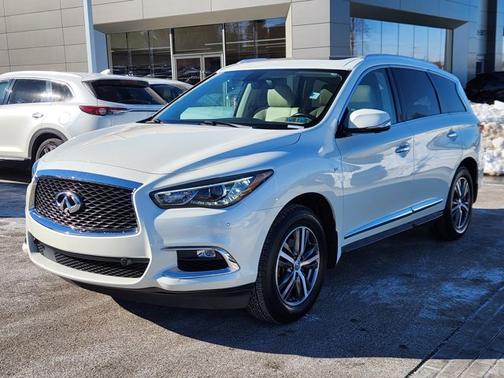 2017 INFINITI QX60 Base