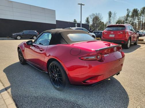 2024 Mazda MX-5 Miata Club