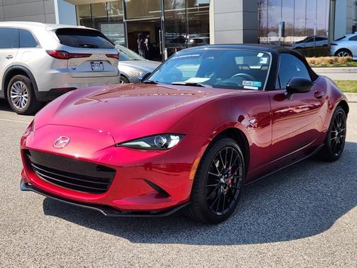 2024 Mazda MX-5 Miata Club