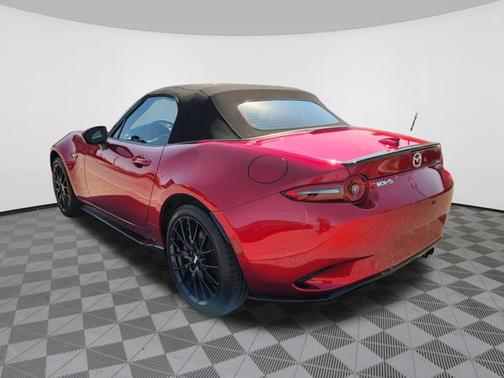 2024 Mazda MX-5 Miata Club